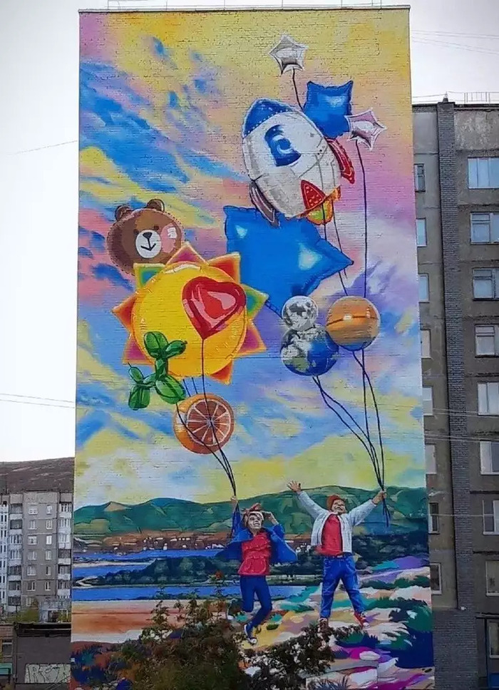 Муралы Мончегорска туризм