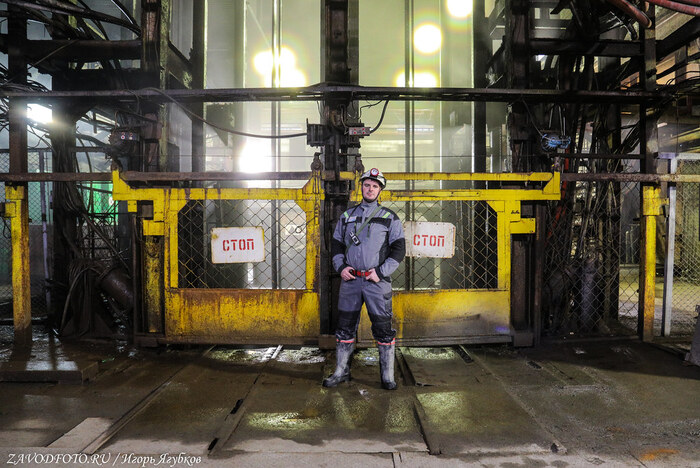 Из серии «Именно они делают Россию великой» - снято мной на руднике «Северный» (Кольская ГМК)