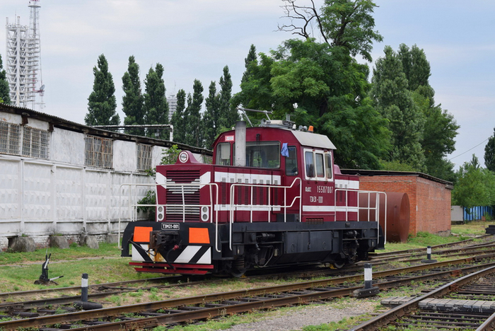 <!--noindex--><a href="https://pikabu.ru/story/vse_tipyi_teplovoza_tyem_chast_2_11506274?u=https%3A%2F%2Frailgallery.ru%2Fphoto%2F180327%2F&t=https%3A%2F%2Frailgallery.ru%2Fphoto%2F180327%2F&h=e2212540aa32e0fbaef258080853d3c736fd6da1" title="https://railgallery.ru/photo/180327/" target="_blank" rel="nofollow noopener">https://railgallery.ru/photo/180327/</a><!--/noindex-->