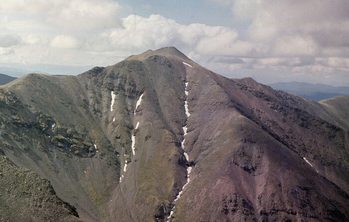 Вершина Биче-О во всей красе. Вот там, на самой верхушке горы - самый вкусный чай.