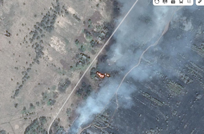 Торфяной пожар, распространившийся на жилую деревню, Ярославская область