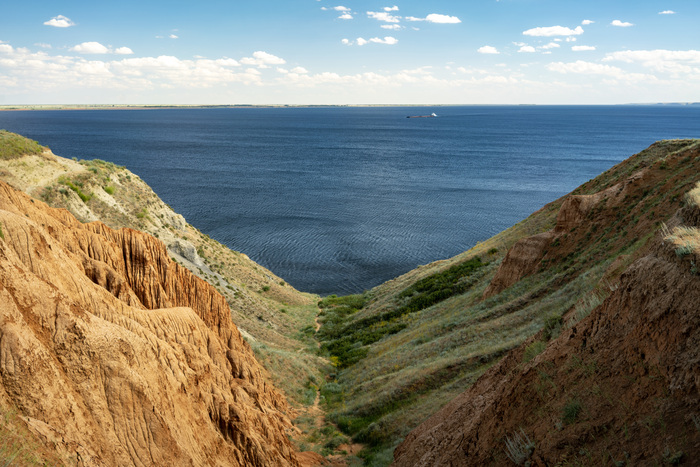 В профиле есть видео про это место, если интересно можете посмотреть.