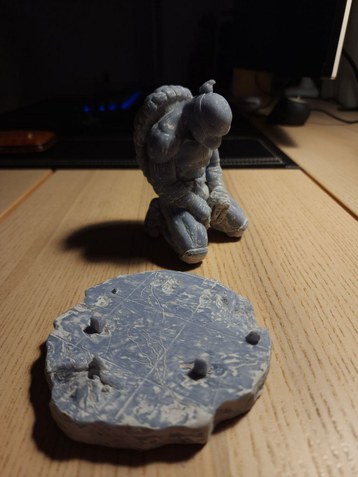 Кунаи и повязка как видно тяжело пережили.