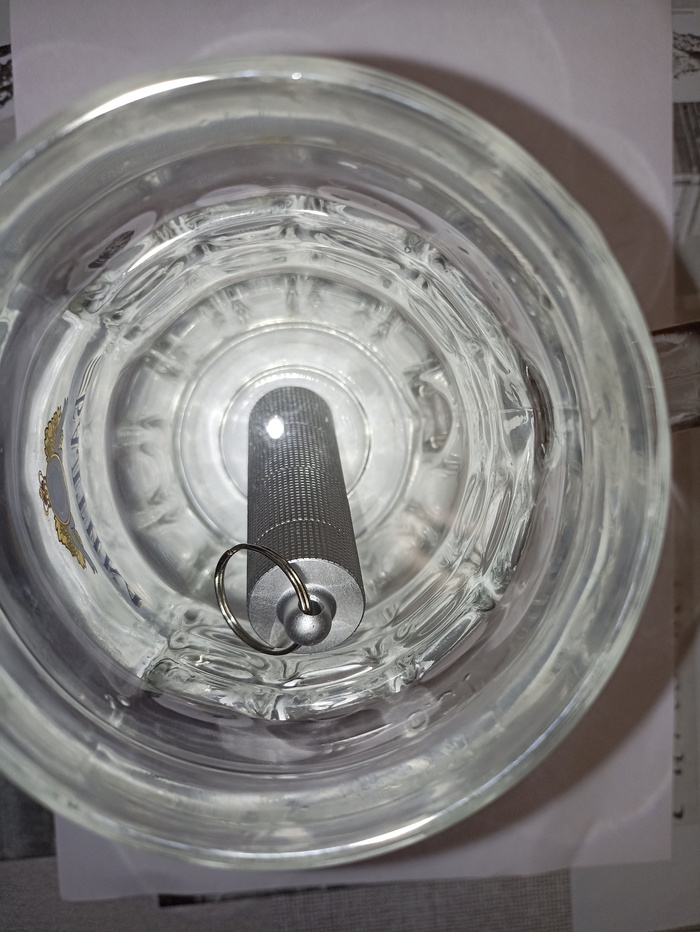 Хотя это лишнее, производитель таблетницы гарантирует герметичность.