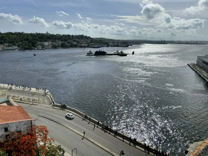 17  2024 ,     . : CNN via WarShipCam/Twitter