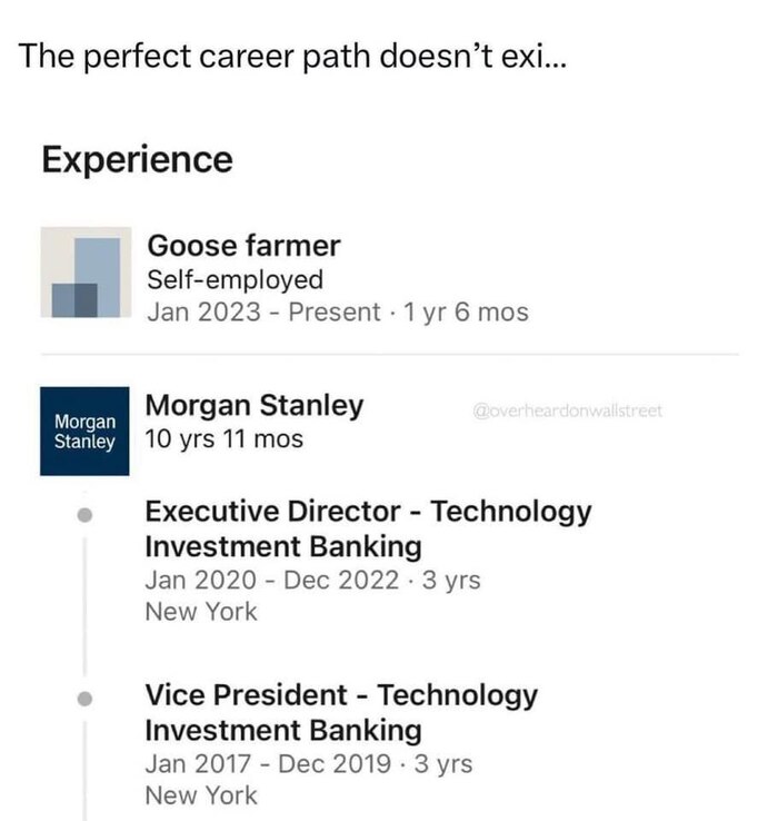 Свежий мем с банковских каналов на волне комментов к посту про работу в Пятёрочке после 40