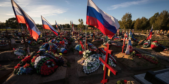 В Петербурге ищут осквернителей могил участников СВО