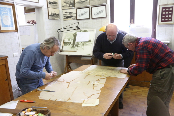Волонтеры Исторической группы Савойи Маркетти восстанавливают оригинальные чертежи S.55.