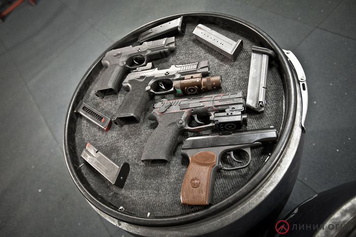 Просто красивые пистолеты :).