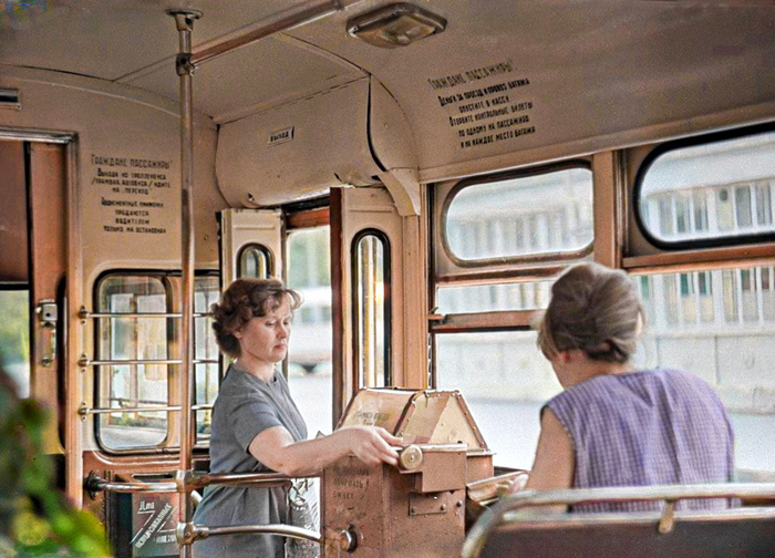 Жизнь Советской Москвы в 60-е годы. 20 раскрашенных фотографий. Часть 2 Старое фото, Колоризация, Фотография, Москва, СССР, История города, Историческое фото, 60-е, Длиннопост