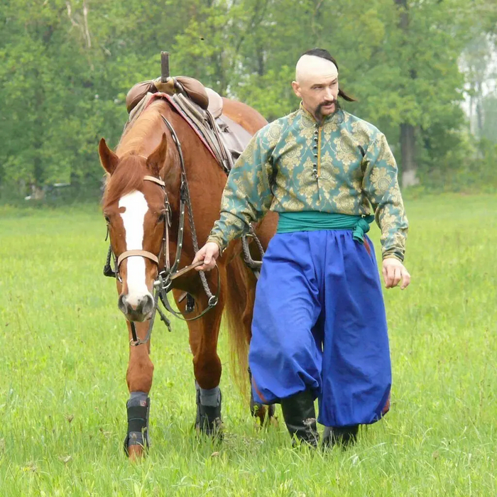 Казак с конём.