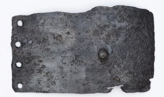 Пластина доспеха. XIV в. Коллекция собрана в процессе археологических исследований на Неревском раскопе (Софийская сторона г.Новгорода) в 1951-1962 гг.