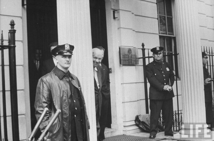 Пссс, парень, расстрел нужен?