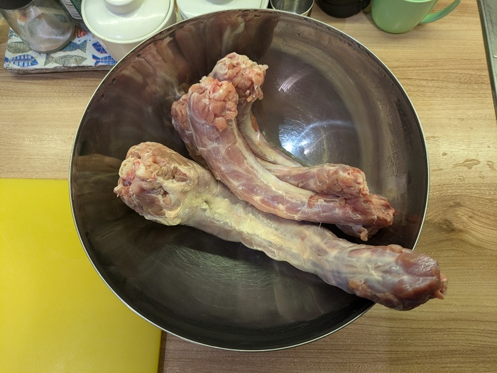 У нас они бывают иногда здоровые но чаше не очень крупные.