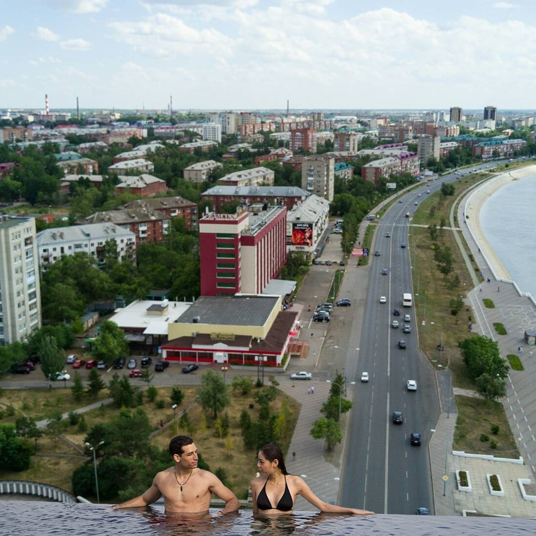 Если бы в Омске были открытые бассейны на высоте | Пикабу