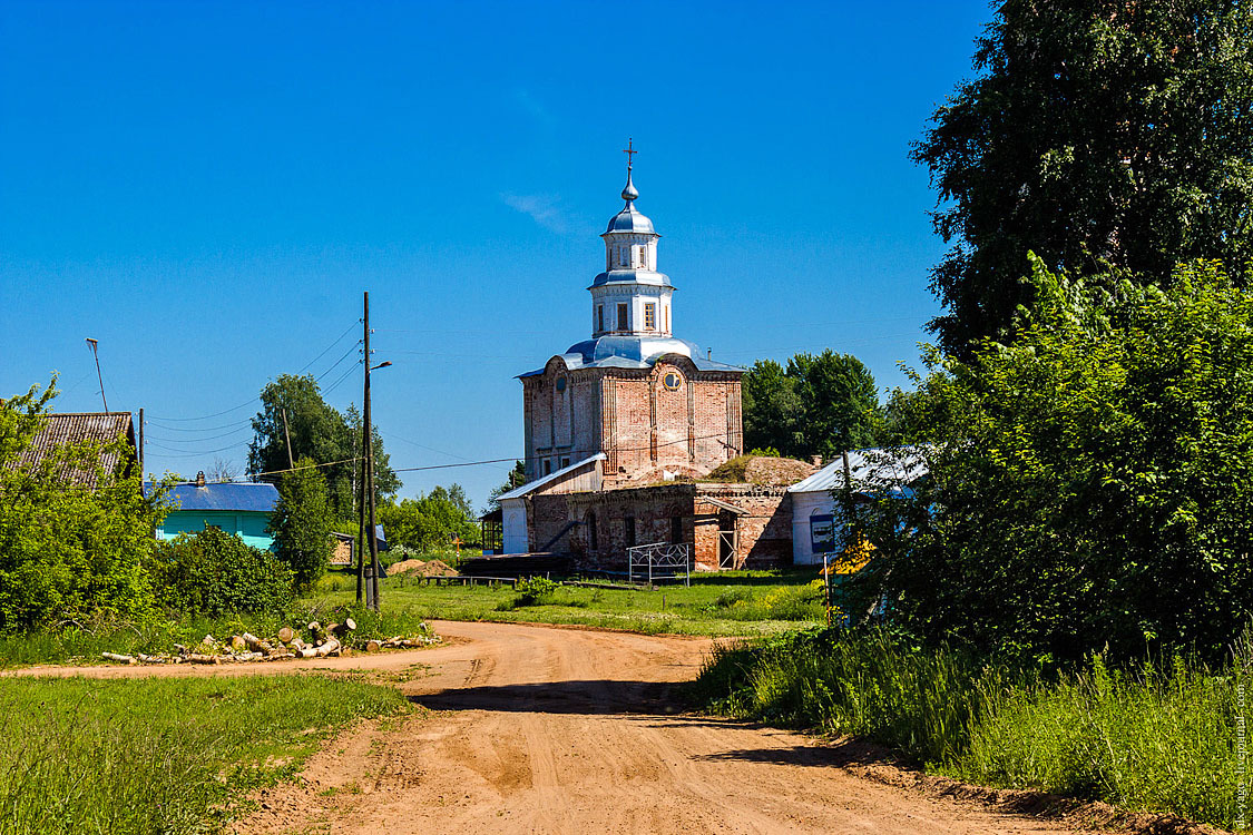 Суна кировская область. Село Лема Зуевского района Кировской области. Село Сезенево Зуевского района Кировской области. Деревня ошуевка Кировская область. Сайт Зуевского района Кировской области.