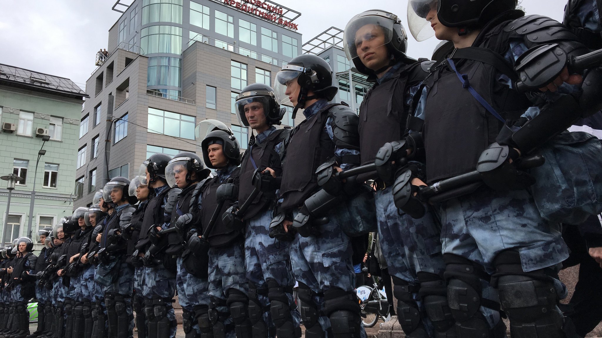 Росгвардия митинг. Росгвардия на митинге. Росгвардия на митинге в Москве.