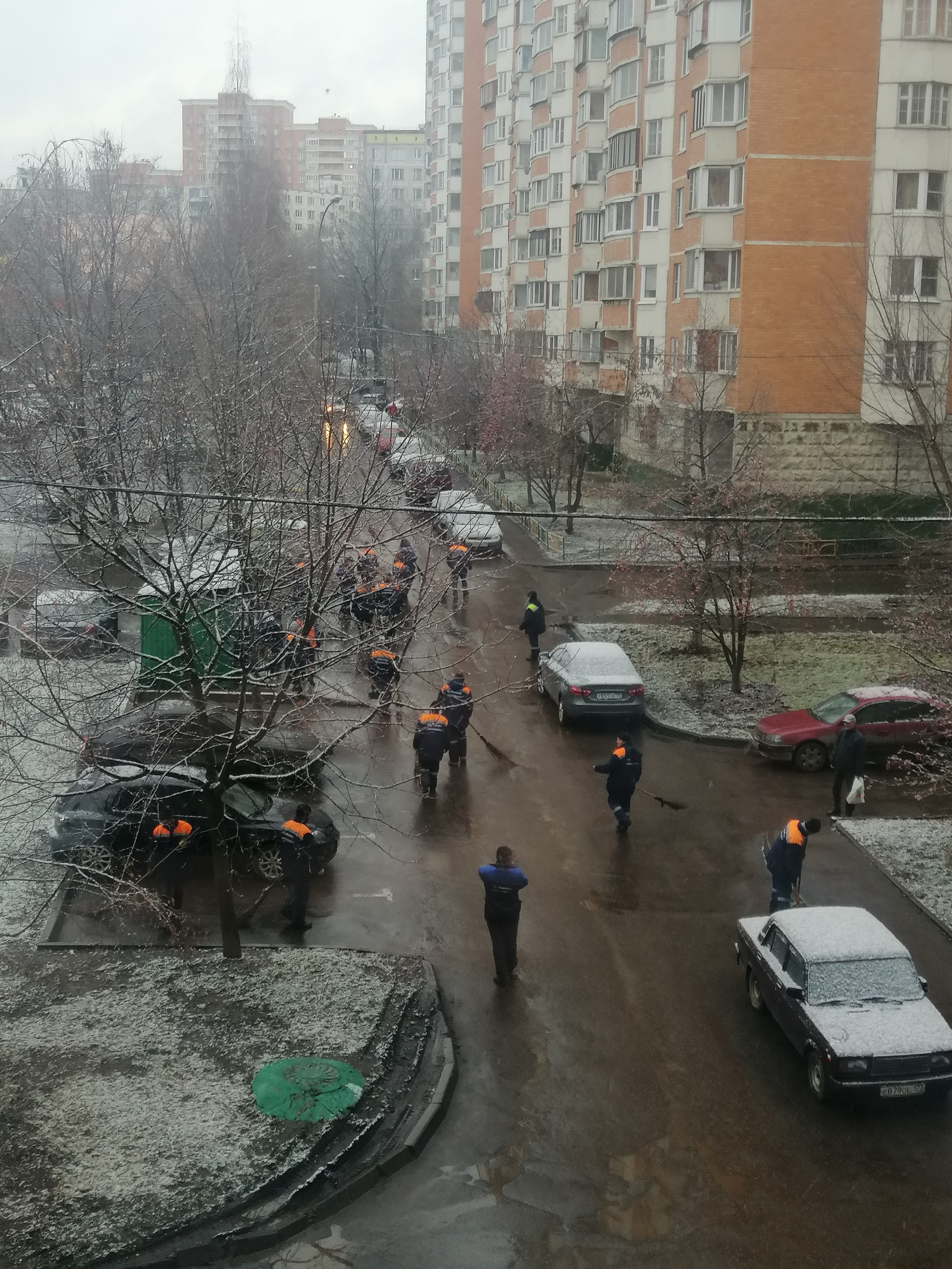 Будет ли еще снегопад в москве. Снег в Москве. Снегопад в Москве. Снегопад в Москве сейчас. Снег в Москве сегодня.