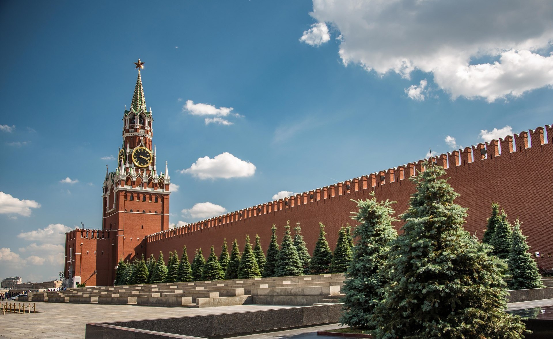фото кремлевской стены в москве