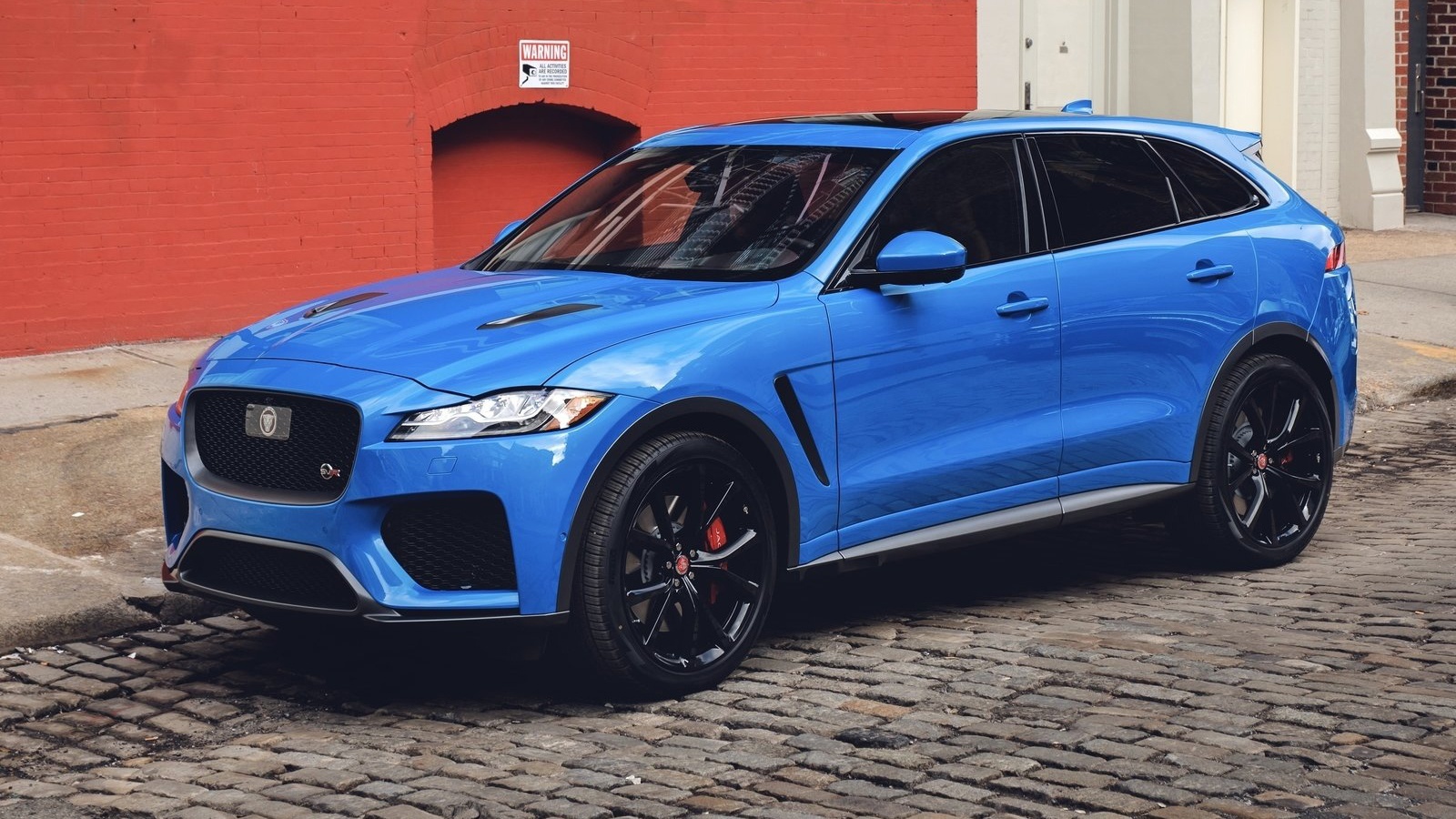 Крупный зверь — 2019 Jaguar F-Pace SVR | Пикабу