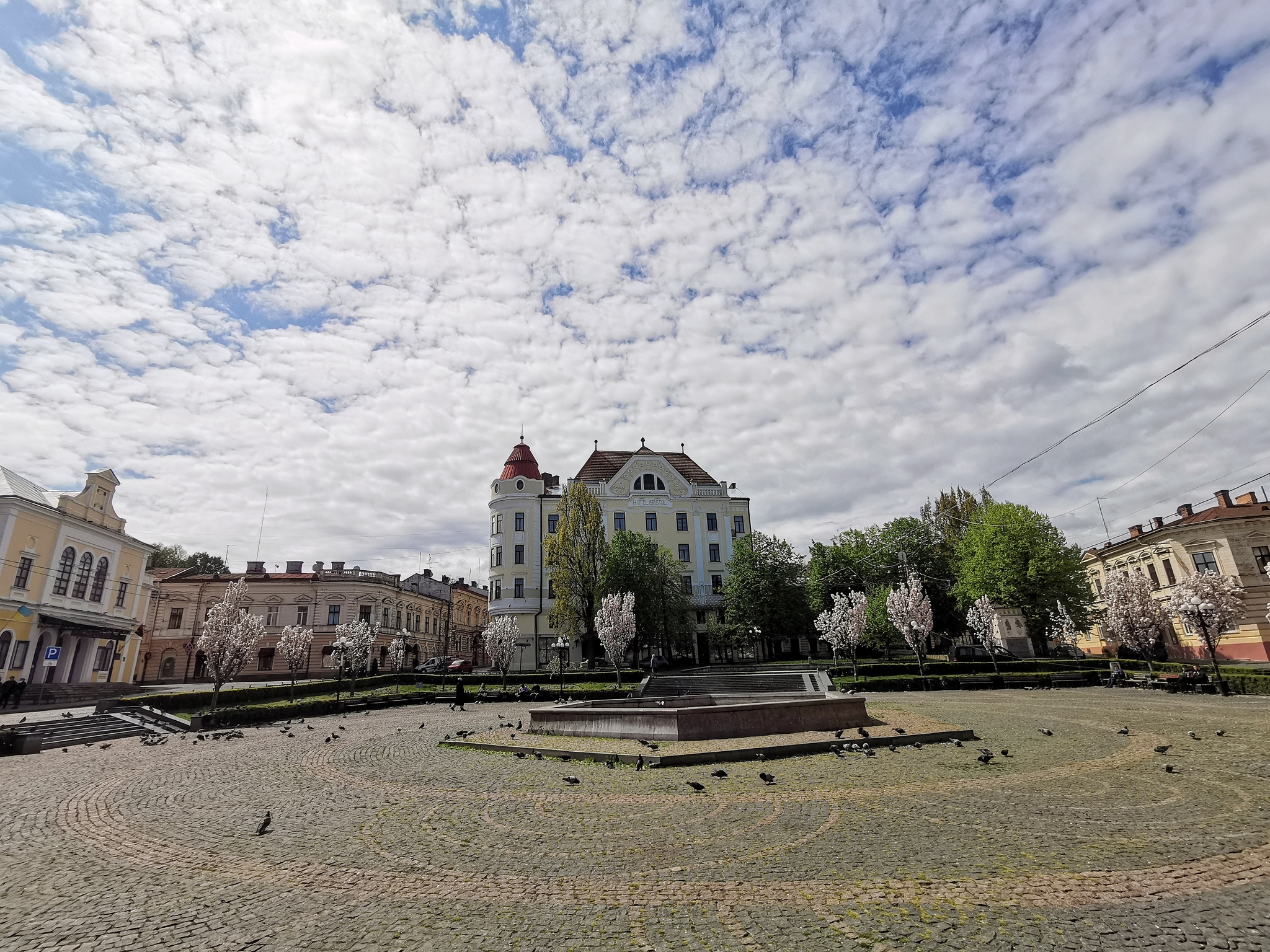 Чернівці, площа Філармонії | Пикабу