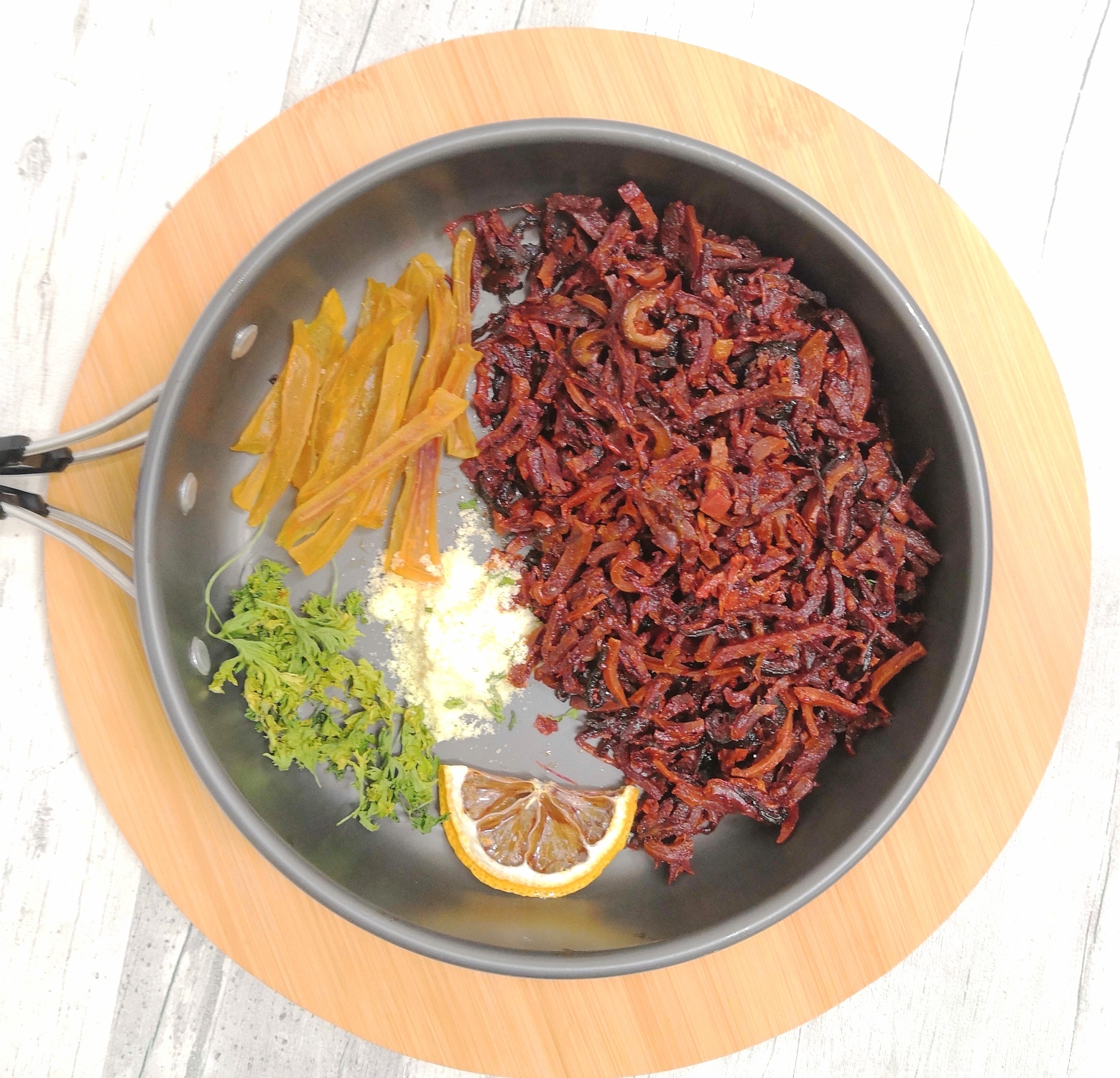 Сушилка суп. Как высушить суп. Как высушить суп. Набор для борща овощи сушеные. Как высушить суп.