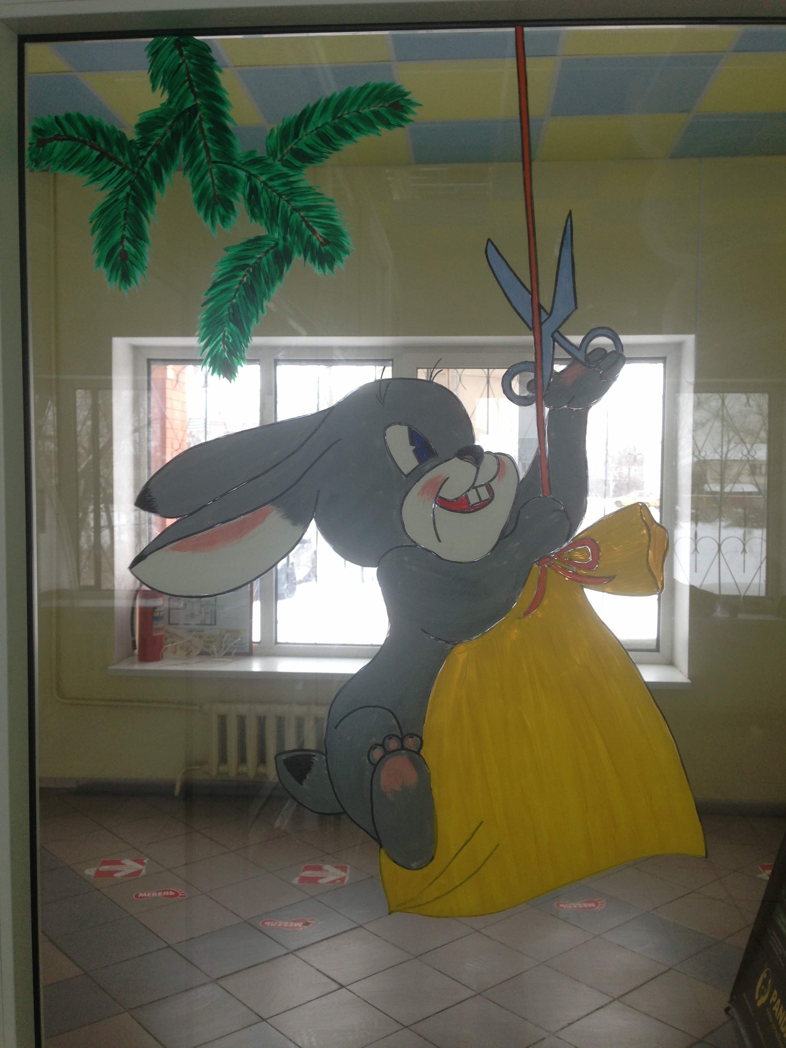 Новогодние рисунки на окнах в детском саду. Оформление окон к праздникам