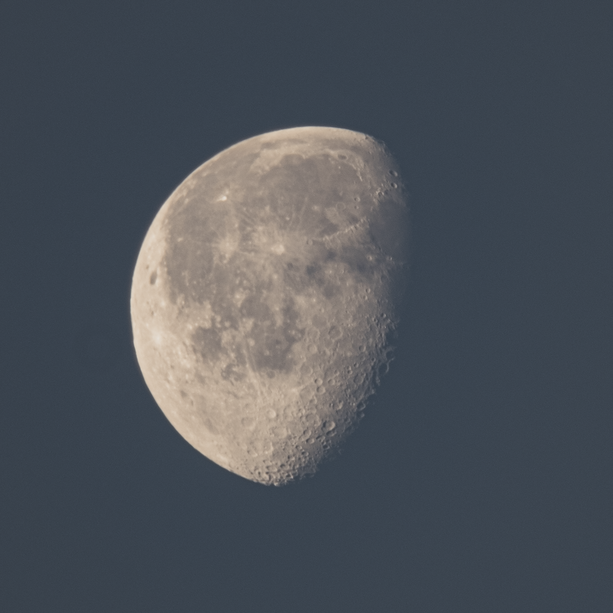 Утренняя луна и терминатор | Пикабу