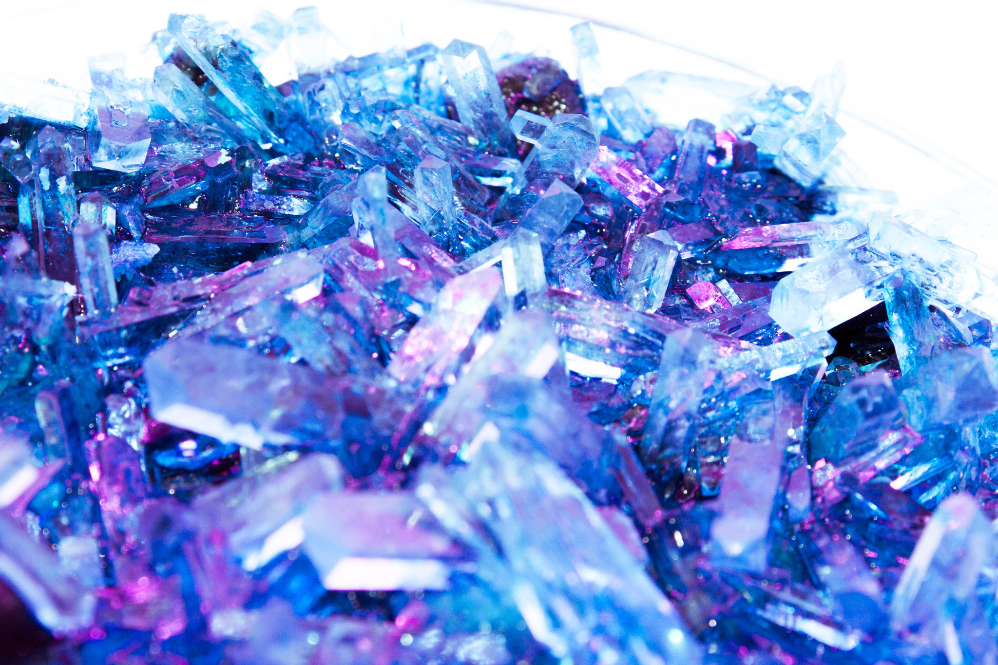 Как вырастить кристалл из соли – занимательный опыт