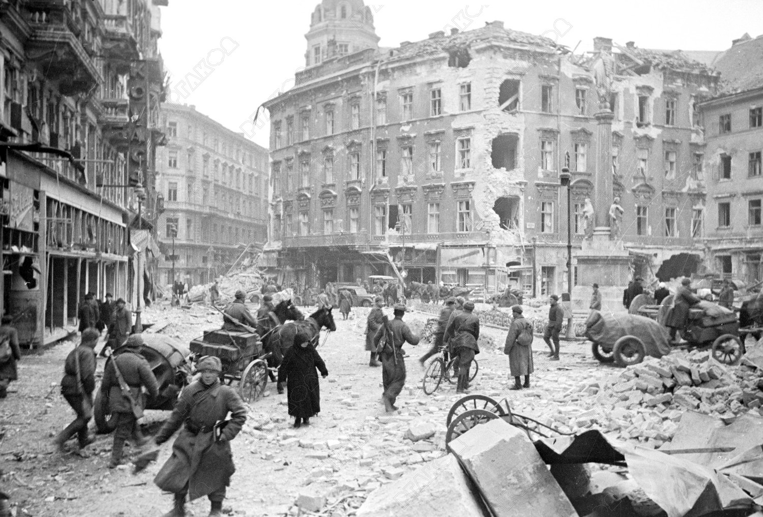 Советские войска Будапешт 1944