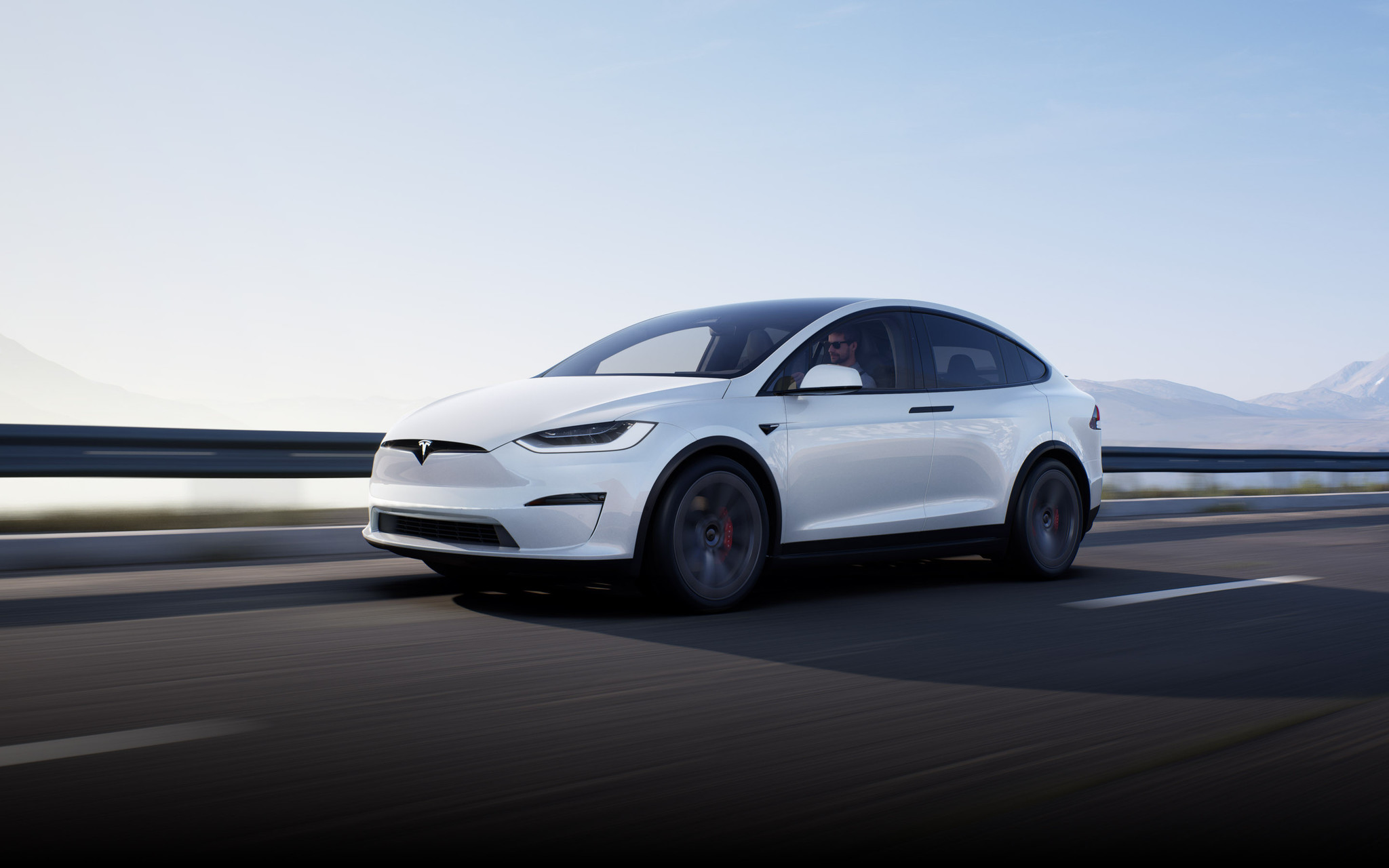 Три мотора и штурвал вместо руля: новые Tesla Model S и Model X (2021) |  Пикабу