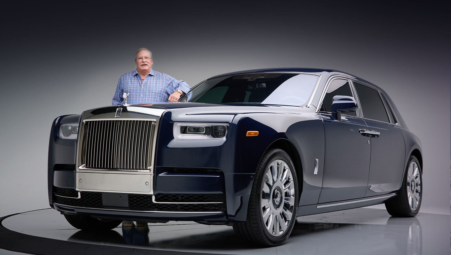 Rolls-Royce Koa Phantom угодил заказчику драгоценным деревом | Пикабу