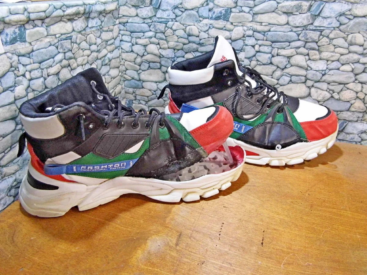 A common problem with cheap running shoes pikabu.monster