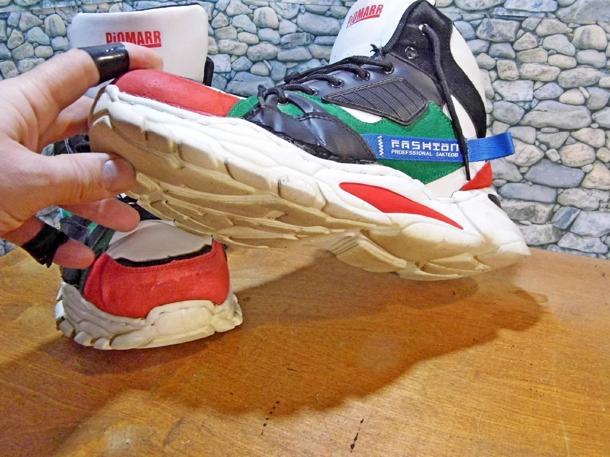 A common problem with cheap running shoes pikabu.monster