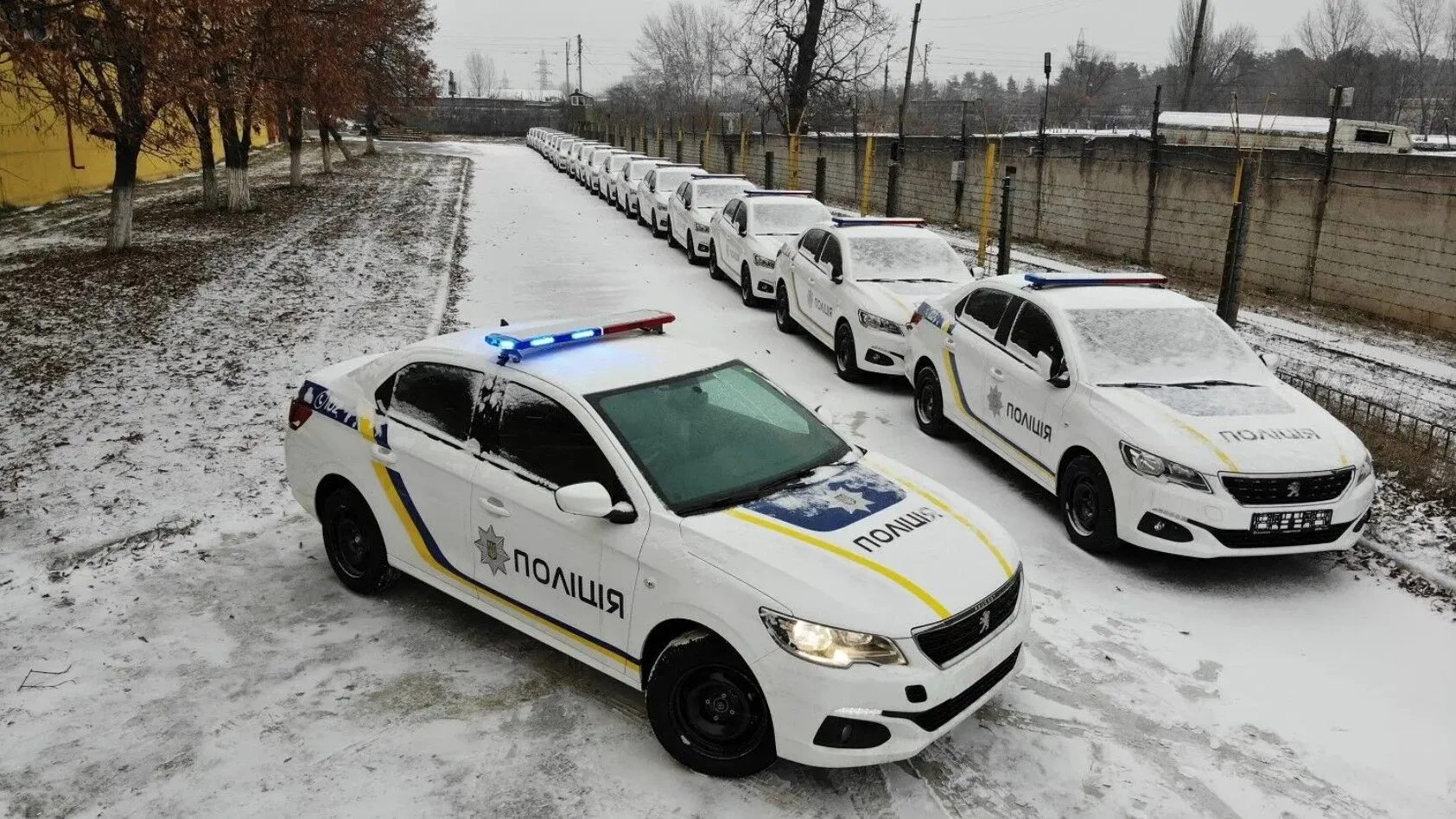 Полицейские авто, катера, вертолеты Украины | Пикабу