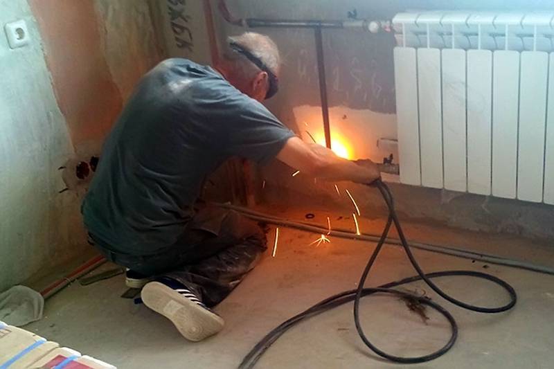 Какие бывают виды сантехнических сварочных работ | Пикабу