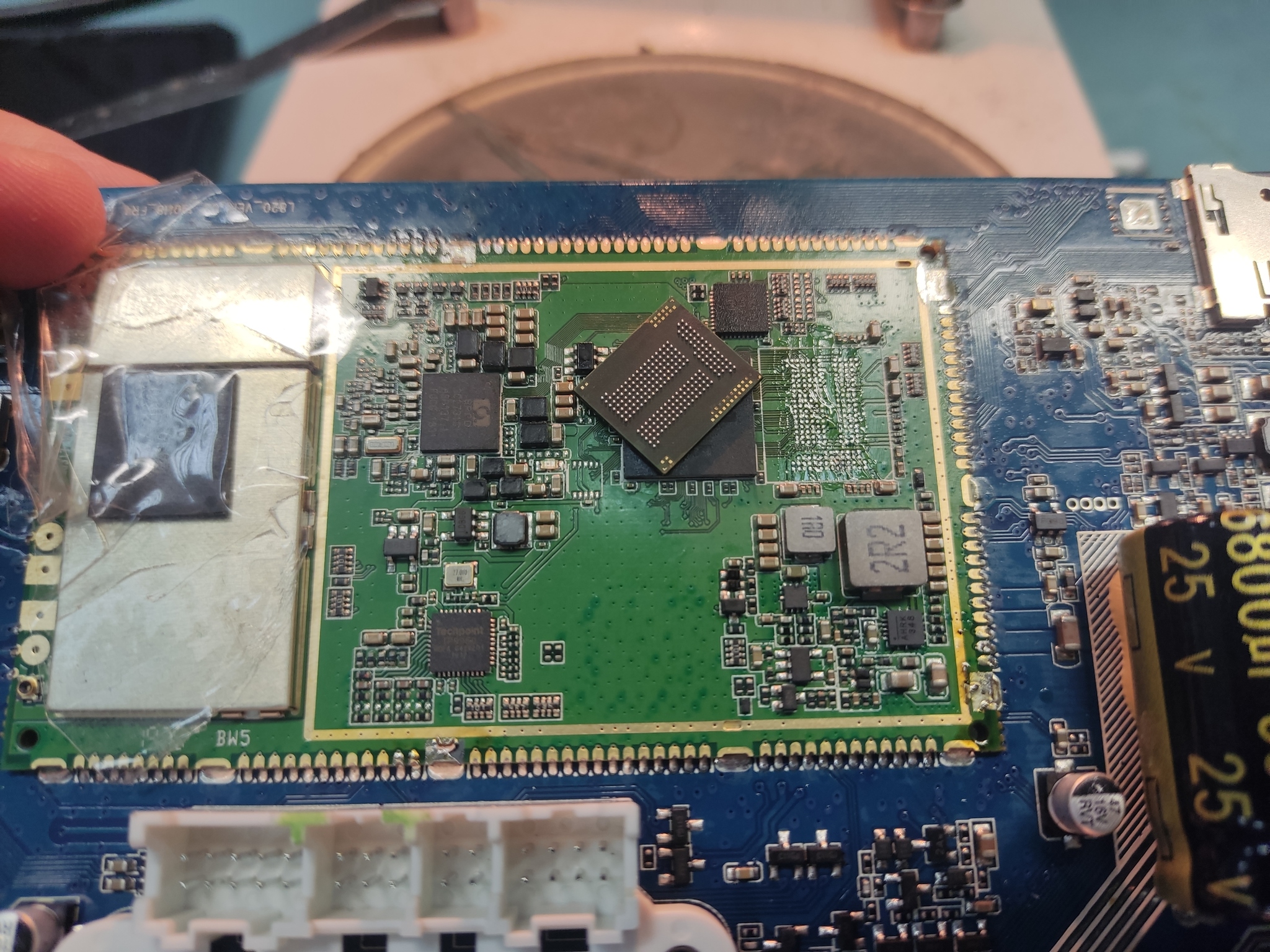 Ремонт автомагнитолы Teyes Spro 4/64.Замена микросхемы EMCp(памяти ...