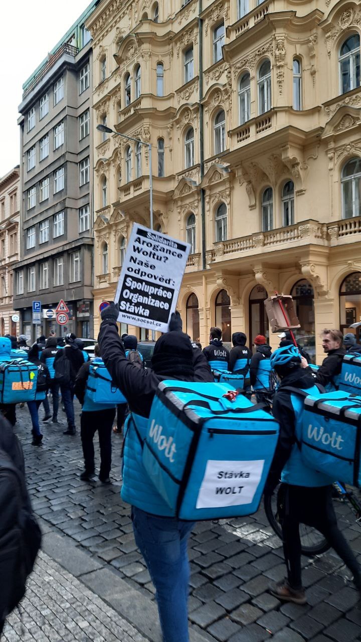 "Курьеры - не отбросы" | Пикабу