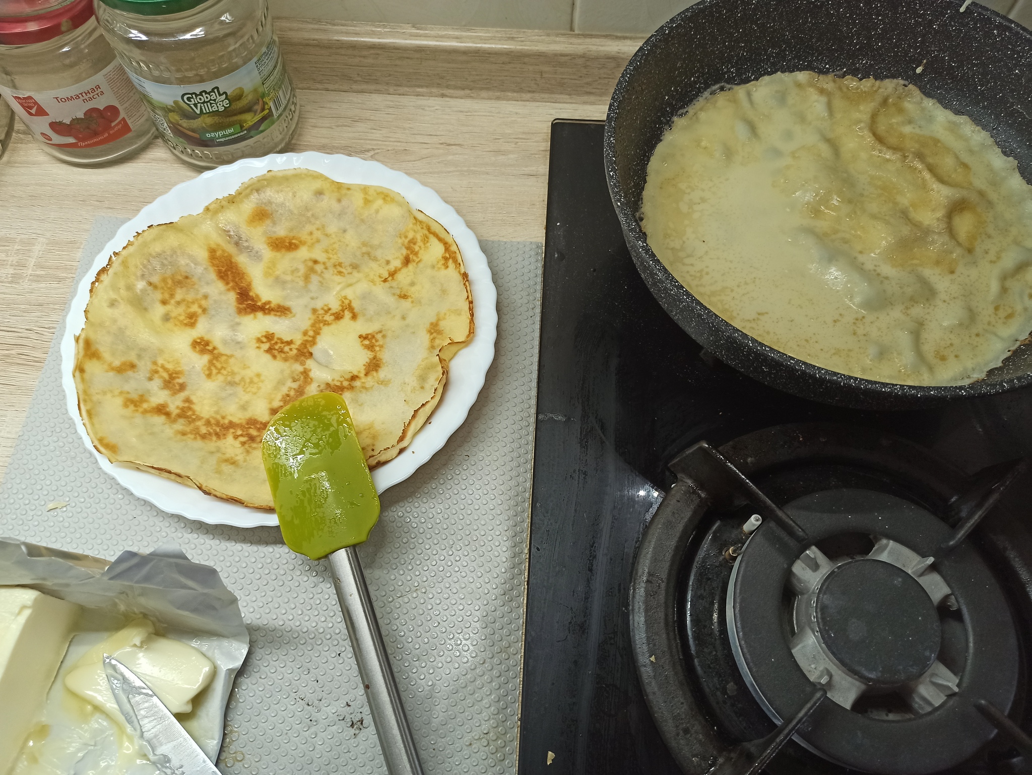 Блины на виноградном соке и сливочном масле