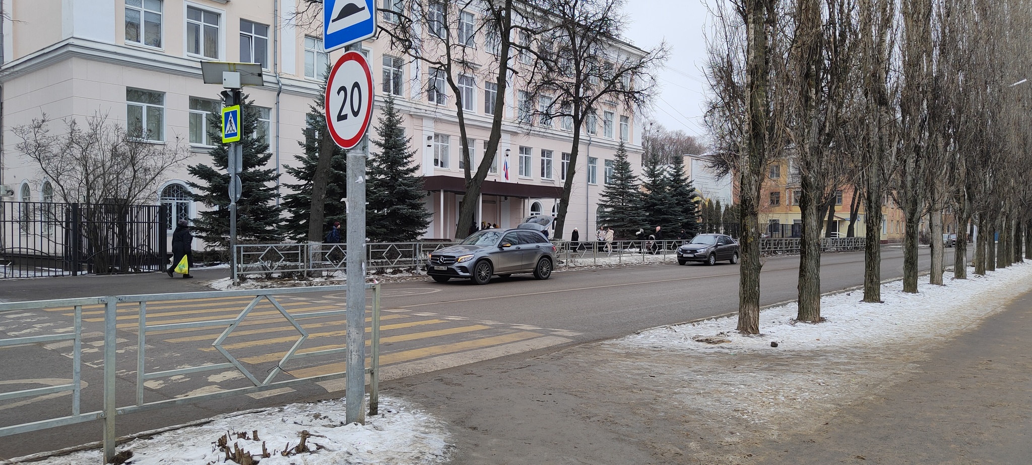 чуть не сбила машина форум