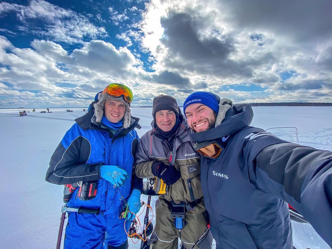 Весеннее солнышко, отличная компания, судачки! | Пикабу