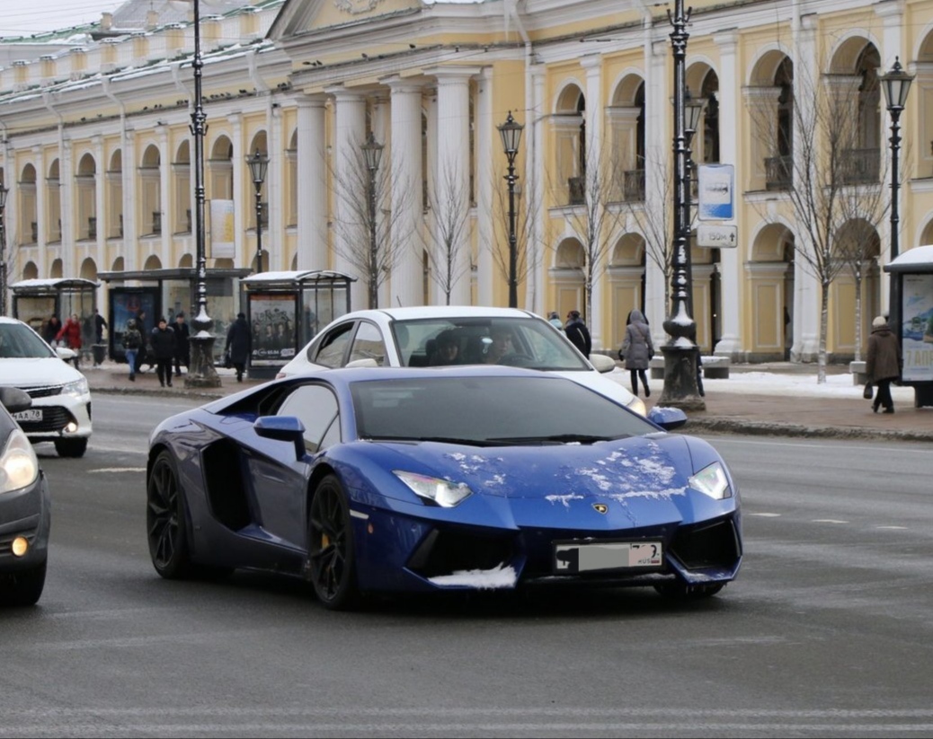 Петербуржец попросил владельца СТО присмотреть за своим Lamborghini, а тот  продал его | Пикабу