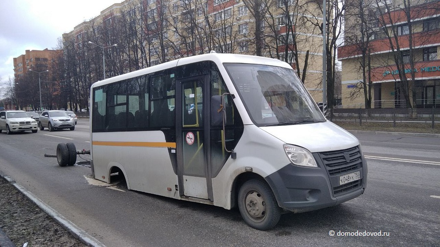 В Московской области у маршрутки на ходу отвалились колёса | Пикабу