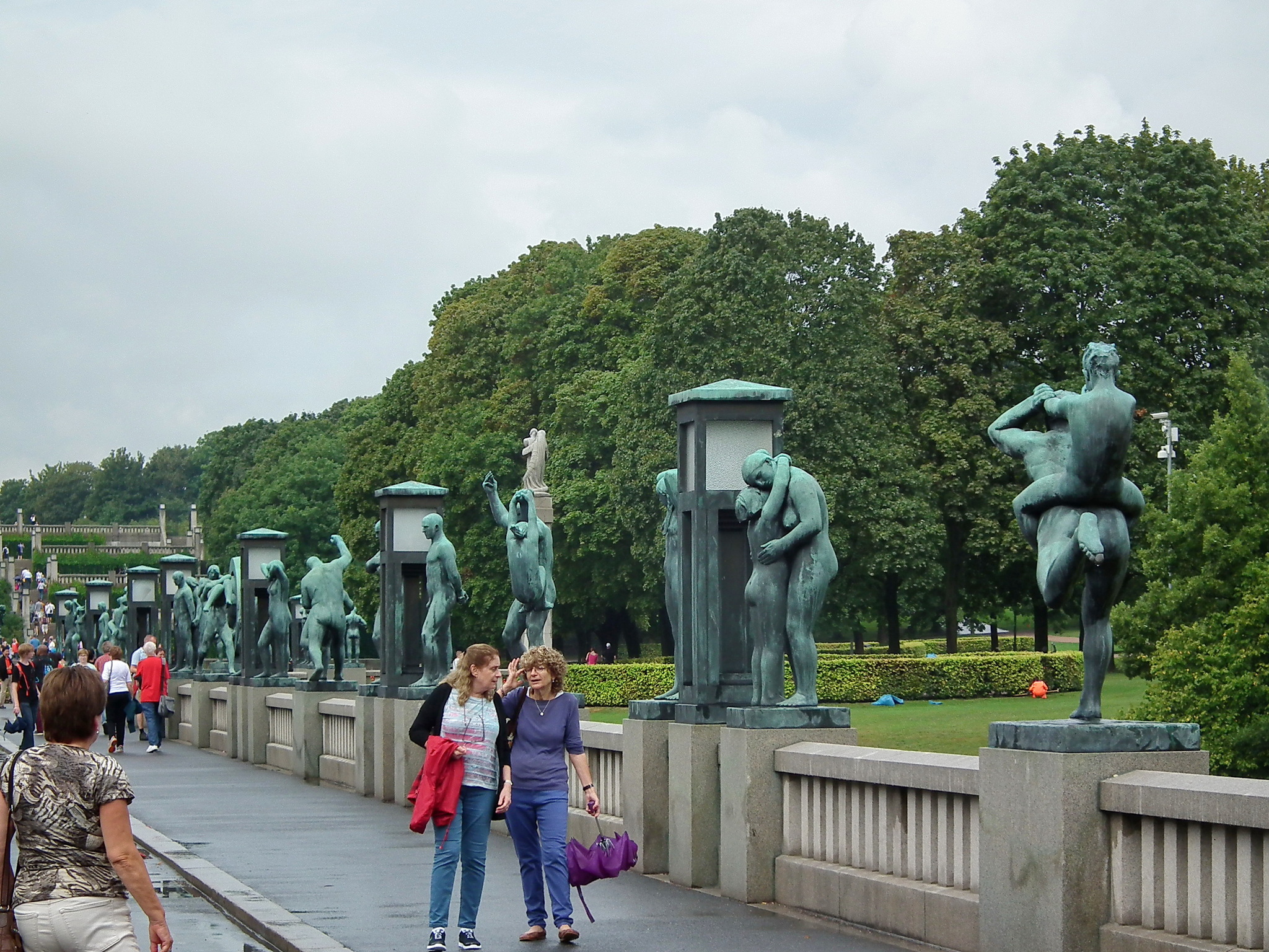 Парк скульптур санкт петербурга. Парк Вигеланда. Парк скульптур в Осло. Норвегия парк скульптур. Парк Вигеланда какие еще есть парки.