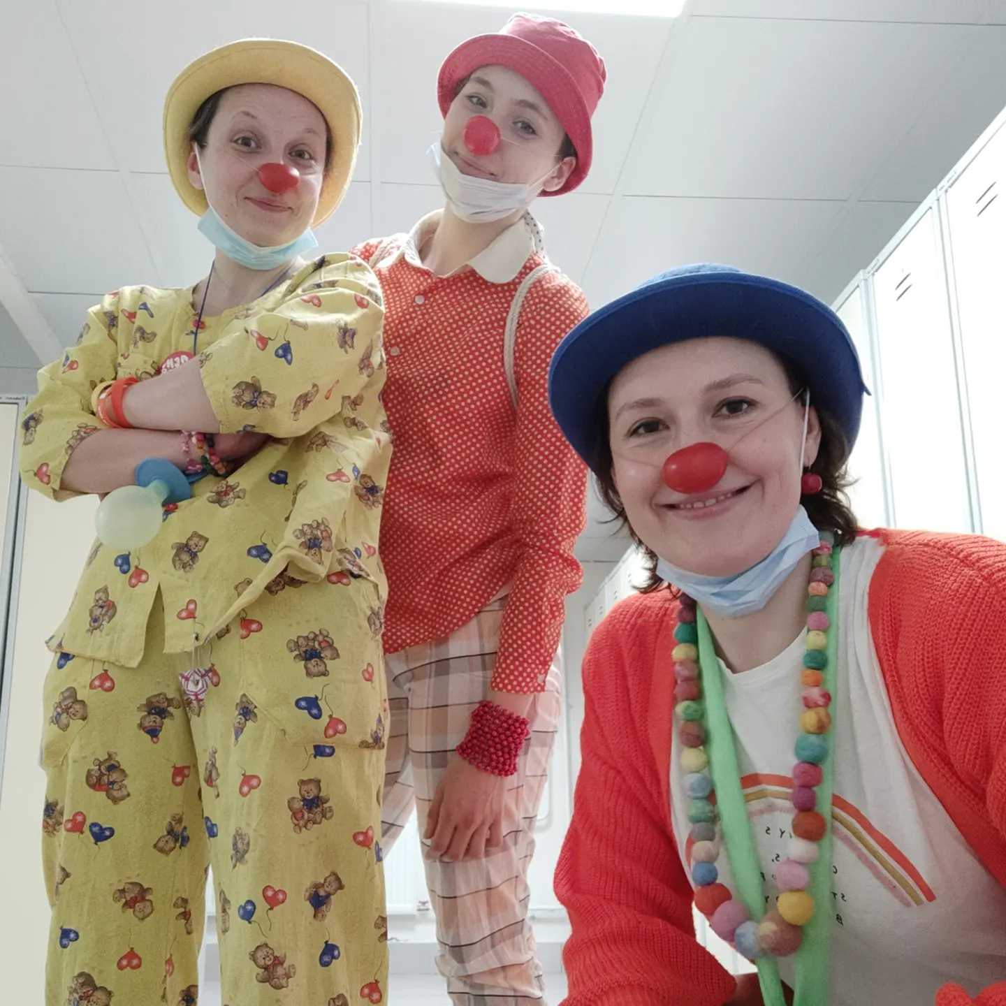 \"ТЫ ТАК ХОТЕЛ, ЧТОБЫ ТИК-ТАК ПРИШЁЛ\": как ждут медицинского клоуна в ...