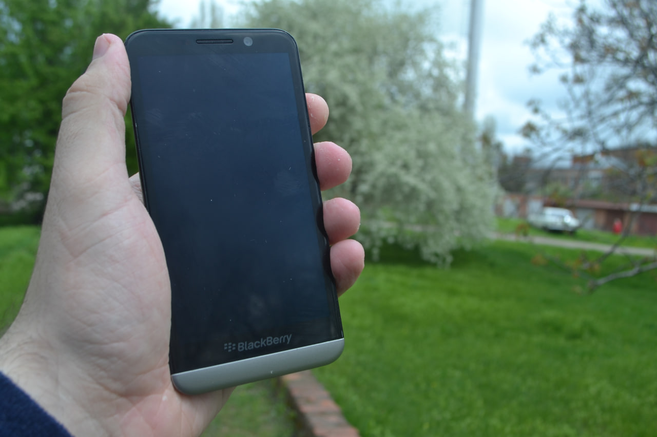 BlackBerry Z30 — Стоит ли брать «ежевичный» смартфон за 500 рублей в 2023?  | Пикабу