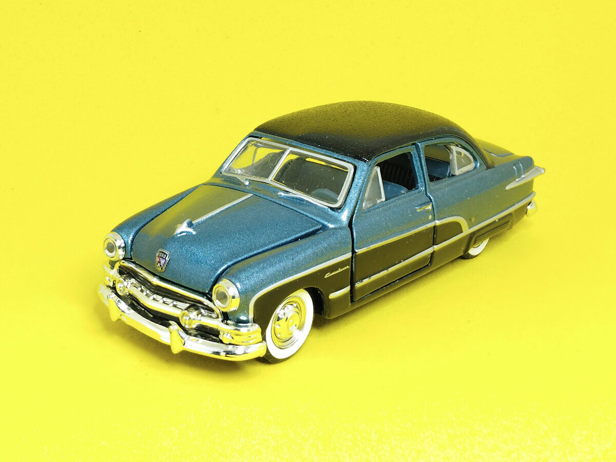 Ford Crestliner 1951. Обзор модели в масштабе 1:64 | Пикабу