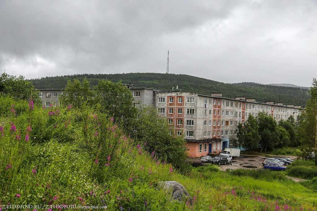 Кандалакша мурманская область. Кандалакша центр города. Кандалакша белые ночи. Кандалакша население 2000.