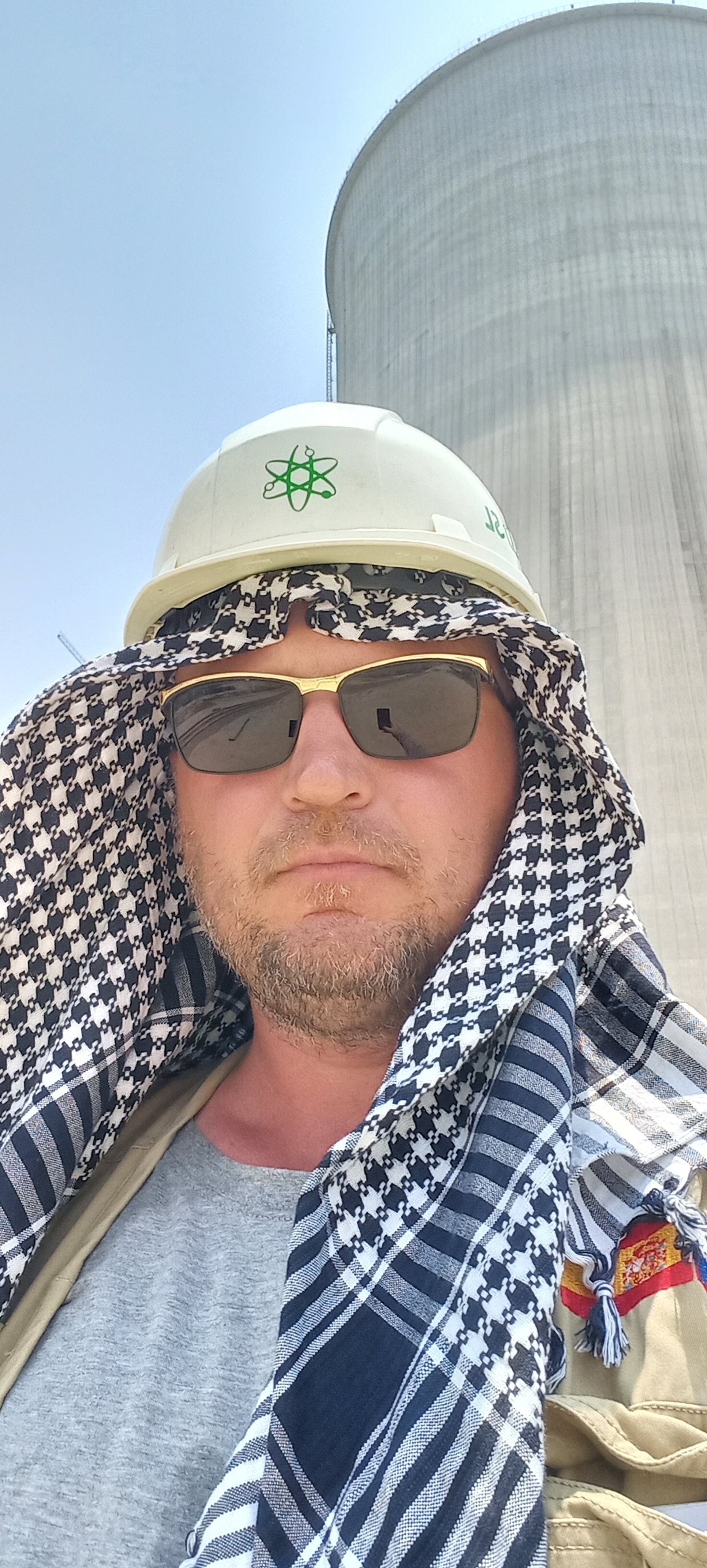 Строитель. В жаркой стране | Пикабу