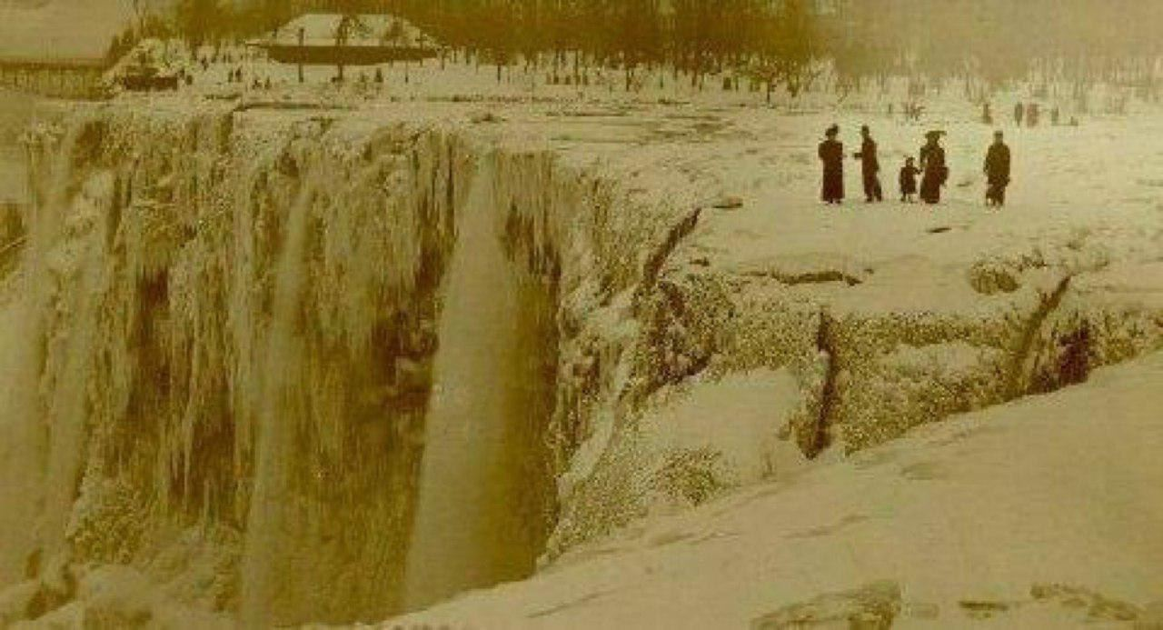 Замерзший Ниагарский водопад | Пикабу